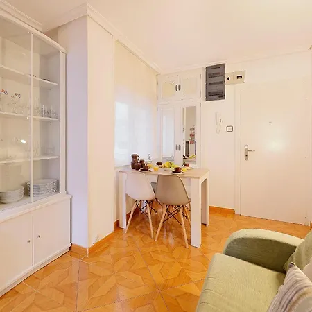 142a Apto 2 Playa San Lorenzo Gijon